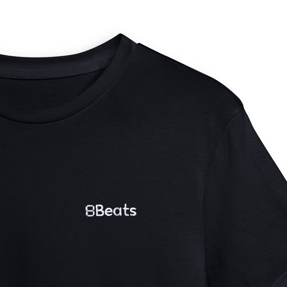 Black round neck cotton t-shirt with short sleeves and white embroidered 8Beats logo on left chest.

· Unisex straight fit
· Embroidery made in France
· 100% organic cotton
· 180 gr/m²