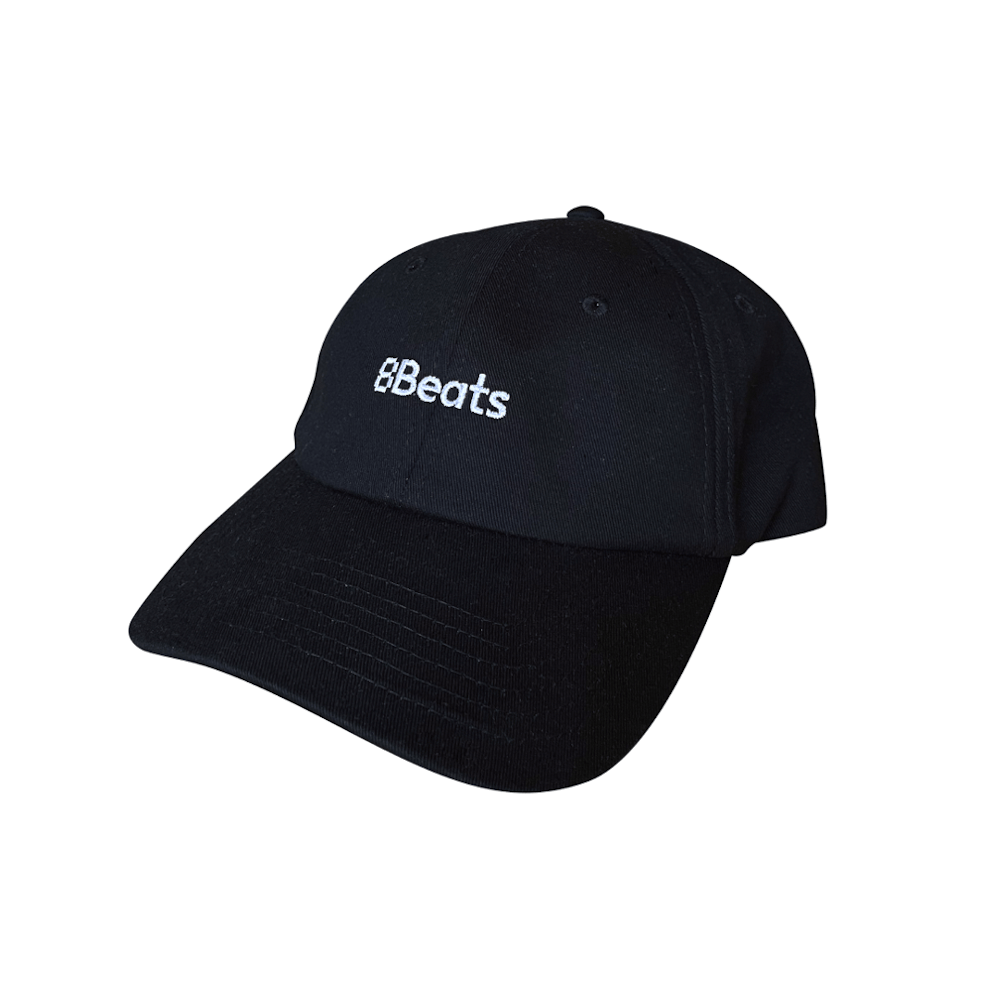 Black cap with white embroidered 8Beats logo.

· Embroidery made in France
· Adjustable strap at the back
· 100% twill cotton
· 77g/m²